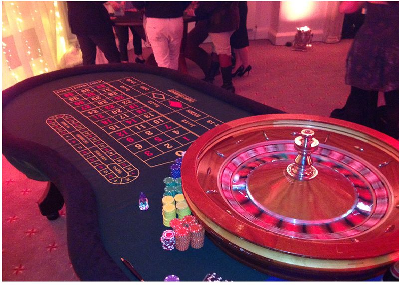 Christmas Slots کیسینو میں بکراٹکھیلیں